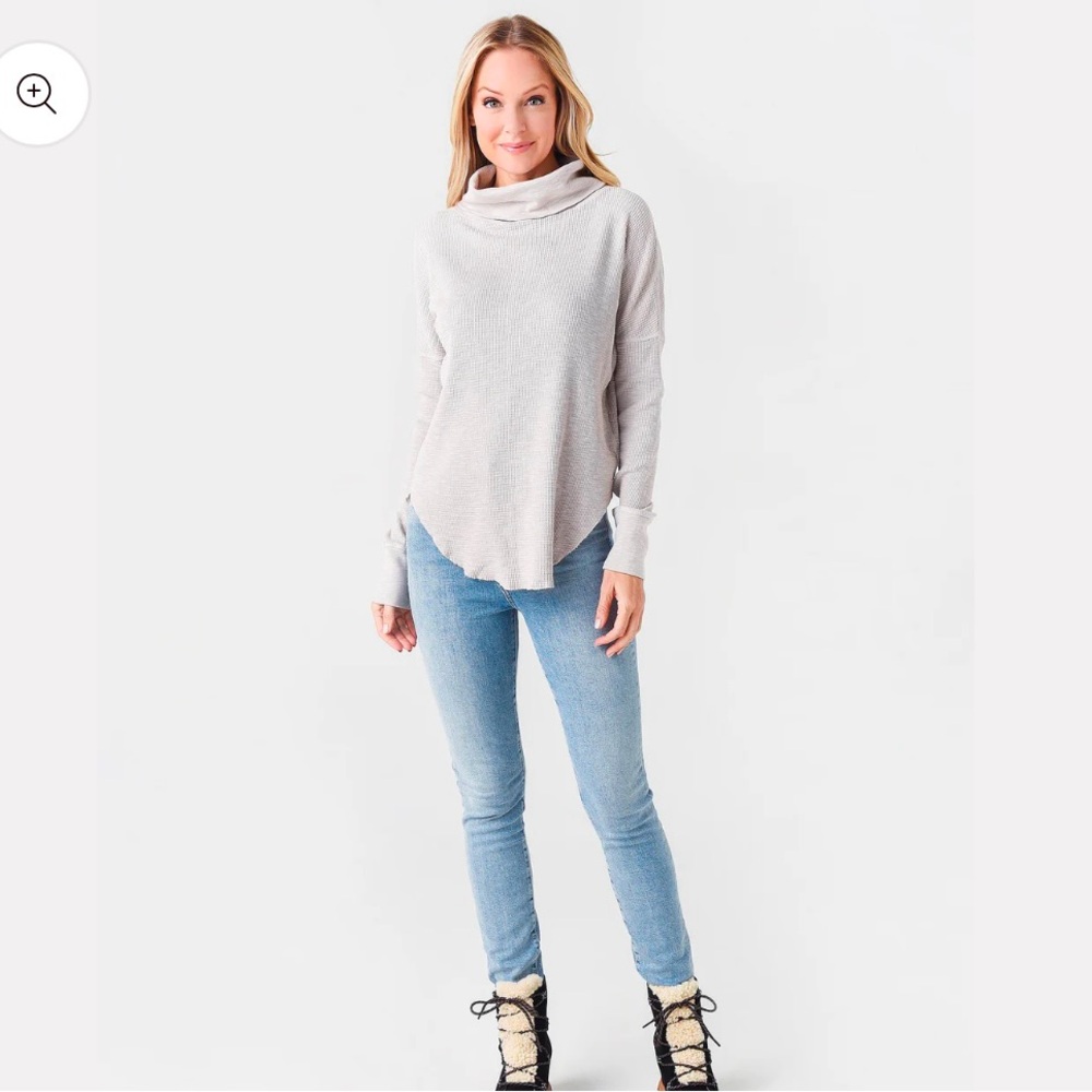 Dylan Women's Slub Waffle Shirt-Tail Turtleneck